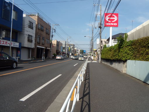 日野自動車の塀