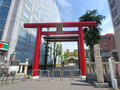 市守神社